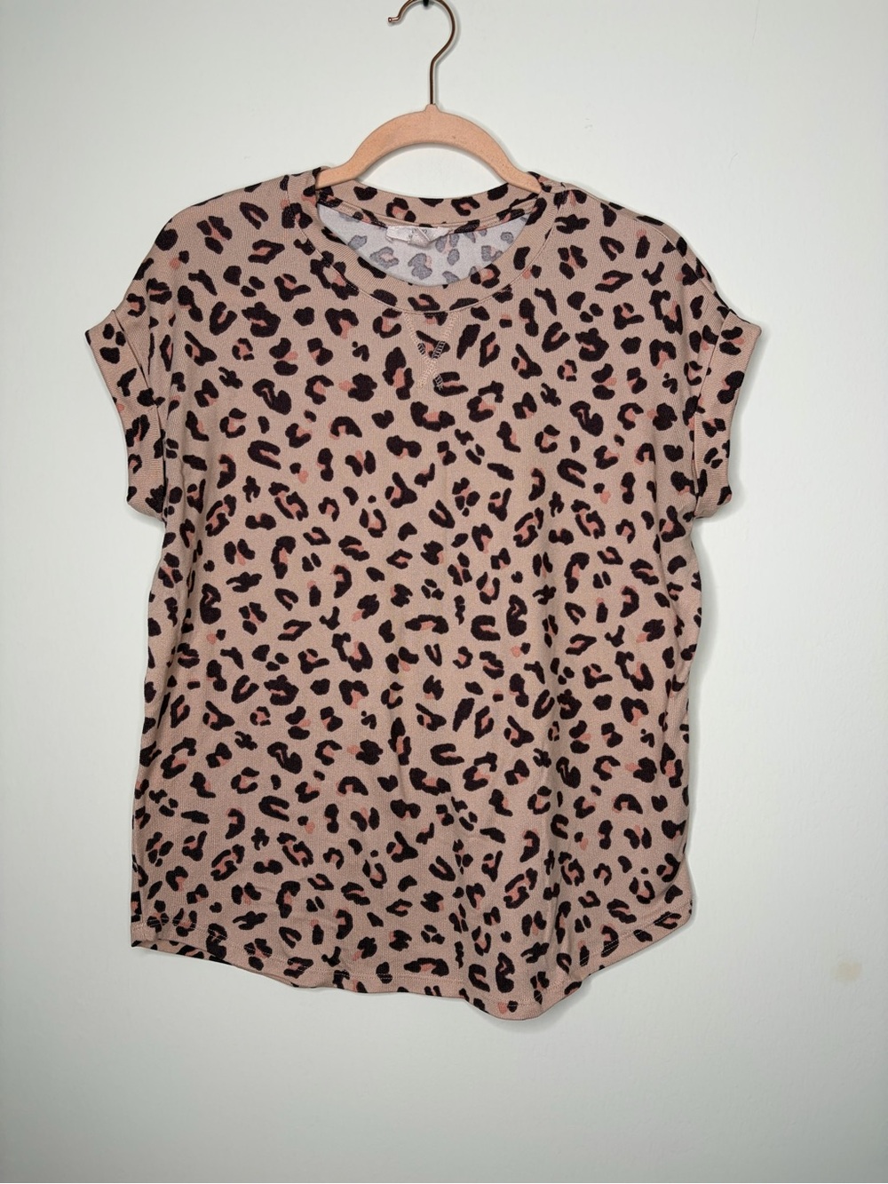 Leopard Print Crewneck Short Sleeve Top - Tan